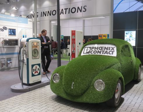 electronica green car