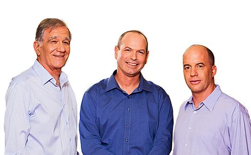 מימין לשמאל: ניר לינצ'בסקי, דרור גלאס ושמואל שילה