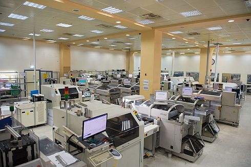 רצפת הייצור של AMS